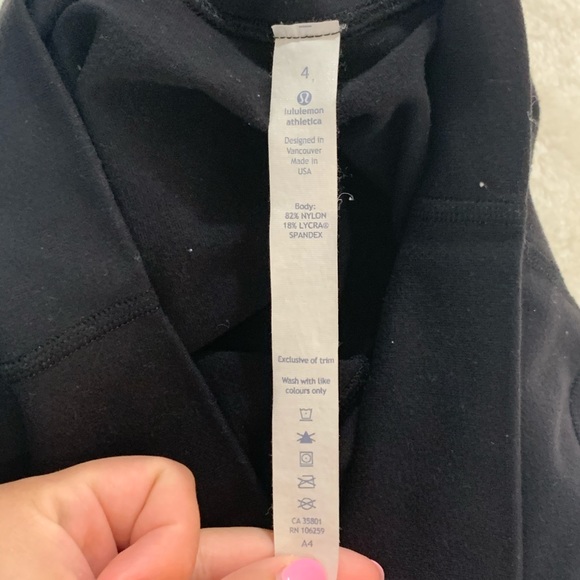 Lululemon Wonder under - black - size 4 - Picture 11 of 12